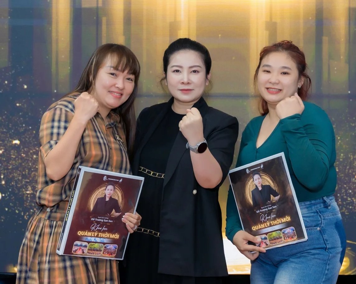 Học viên trong lớp Quản Lý Thời Mới K03, TP.HCM, 08/2025